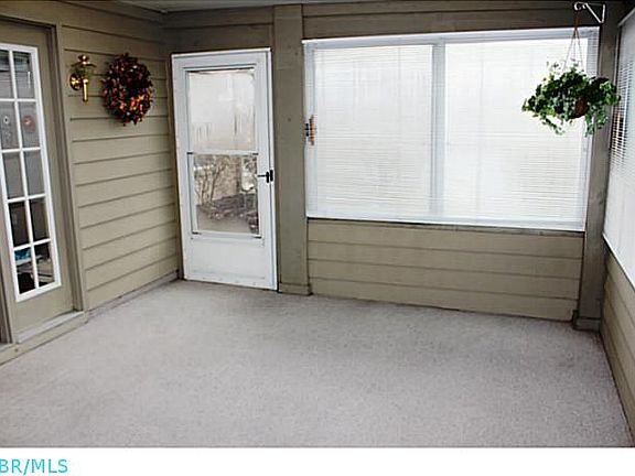 4th image of 98 Abbeycross Ln