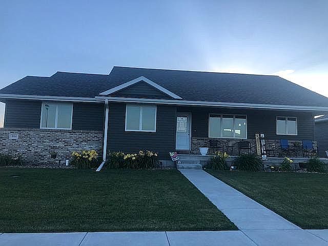 1st image of 804 16th Ave