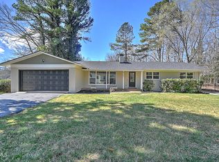 3601 Hazelnut Dr, Kingsport, TN 37664