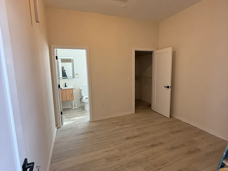 359 Lowell St #2 — Photo 22