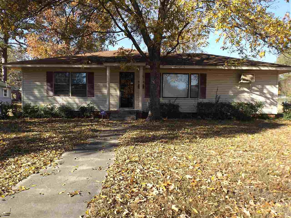 1st image of 3023 Pecan St