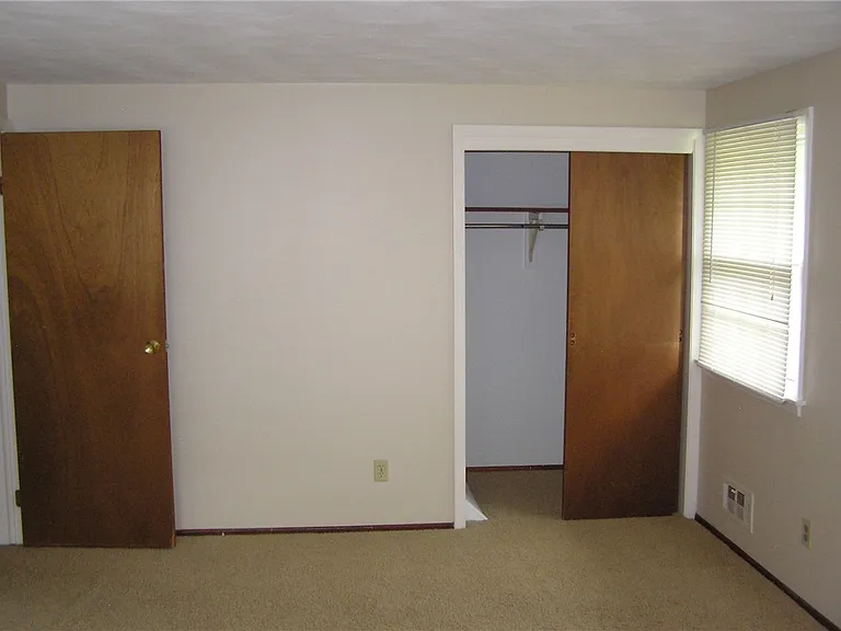 59 Burning Tree Ln — Photo 8