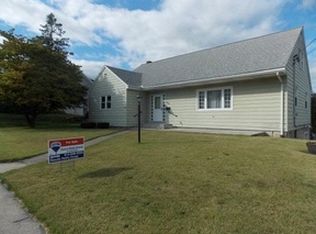 616 W 2nd St, Williamsburg, PA 16693