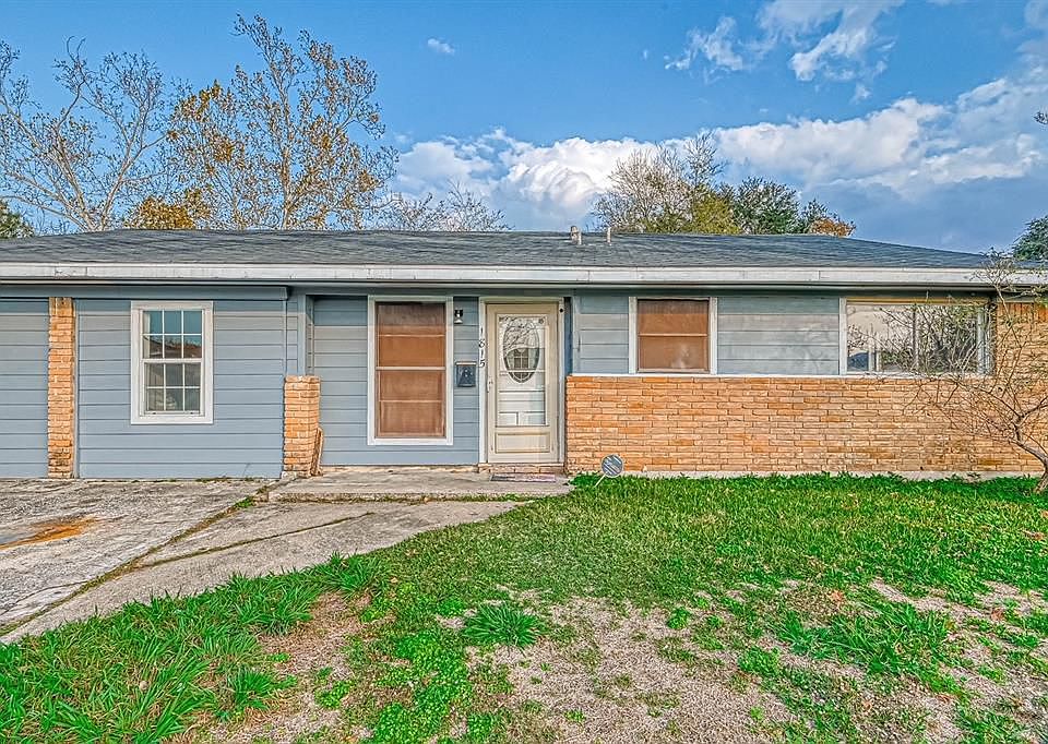 1st image of 1815 Scarborough Ln