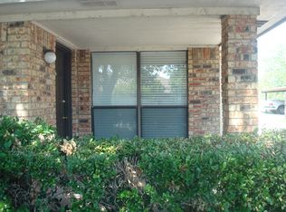 6903 Sierra Dr, North Richland Hills, TX 76180