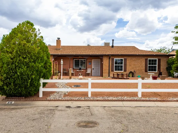 55 Lynwood Dr SE, Rio Rancho, NM 87124
