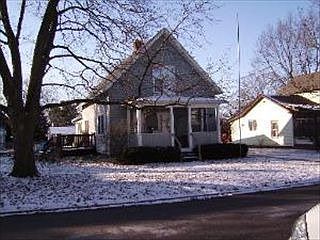 2nd image of 602 4th St