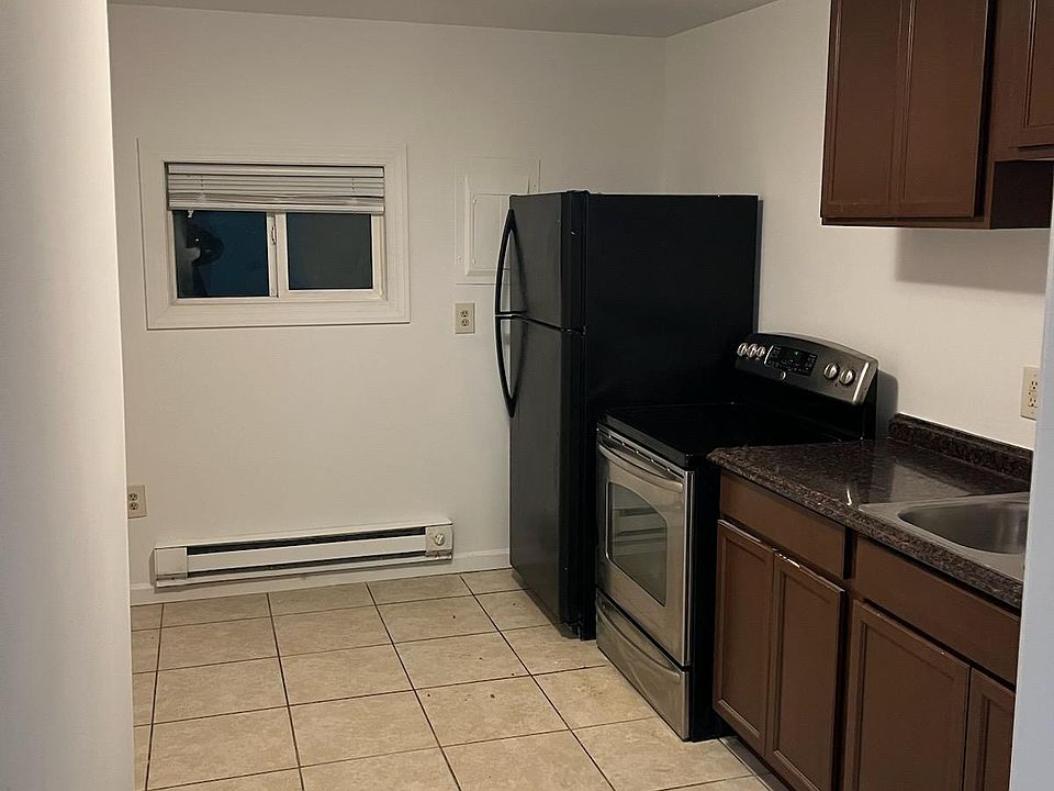 2nd image of 3366 Richmond Hwy APT 2