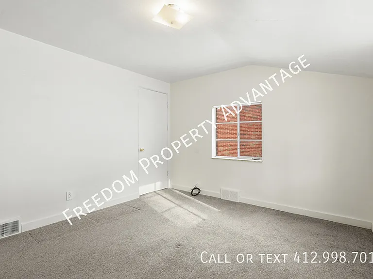 3396 Columbia Dr — Photo 15