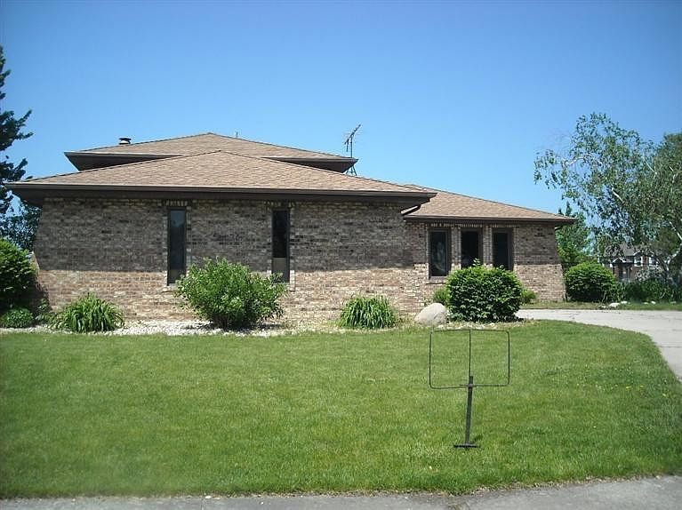 1st image of 1001 Kentwood Dr