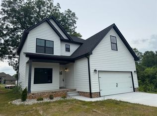495 Valley Point Ct, Bowling Green, KY 42104