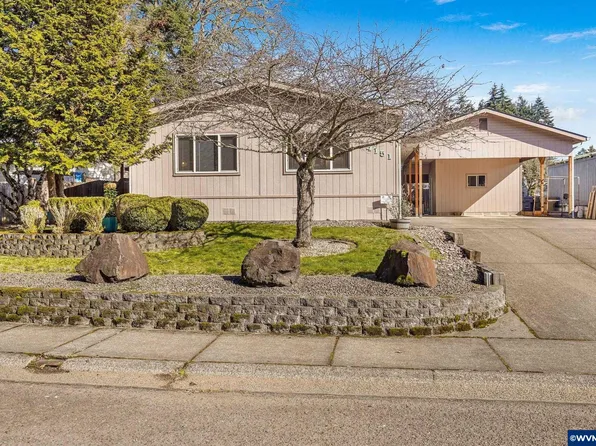 4151 Osage St, Sweet Home, OR 97386