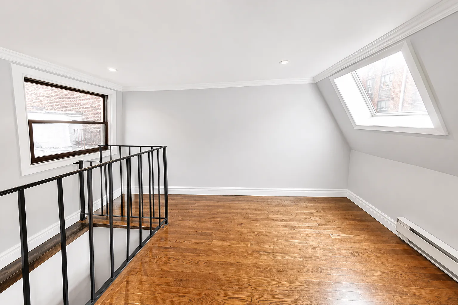 221 East 23rd Street — Photo 2