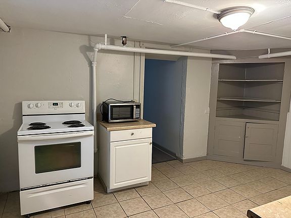 2nd image of 630 W Pittsburgh St APT 2