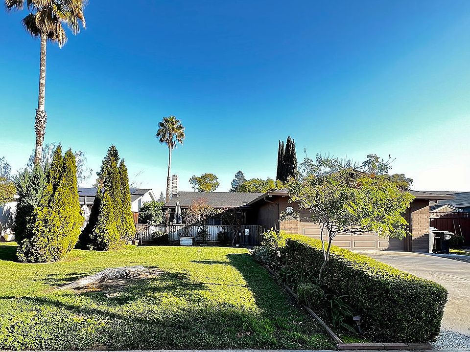 1st image of 66 Avenida Espana