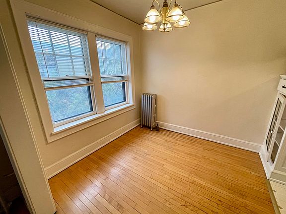 4th image of 2636 N Oakland Ave APT 35