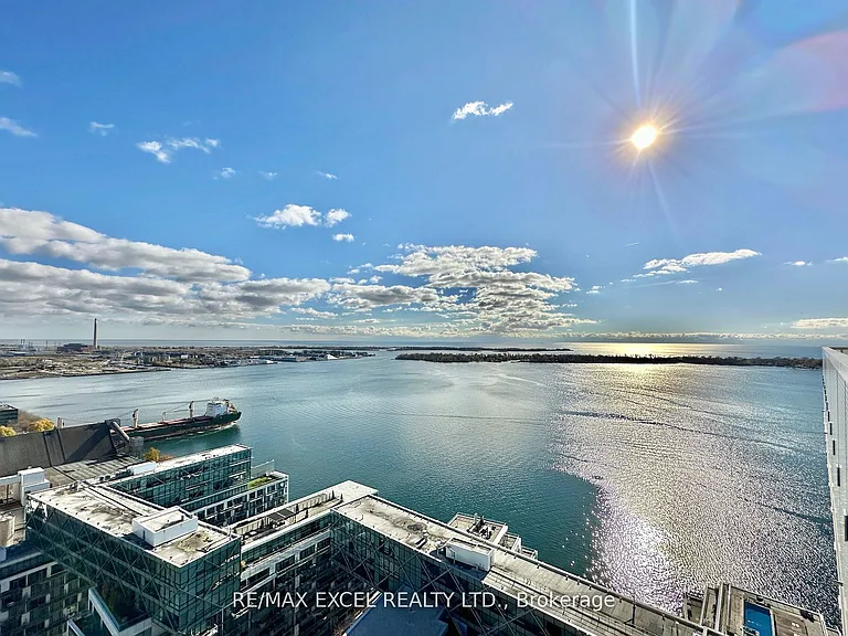 15 Queens Quay E #3101 — Photo 15