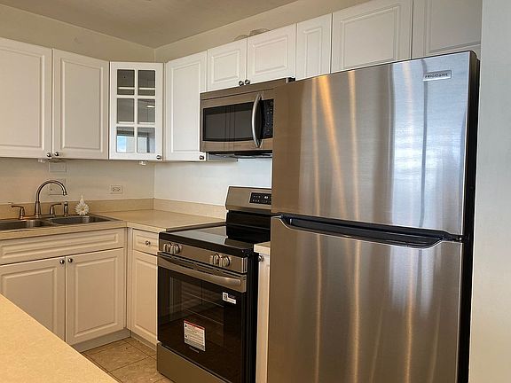 4th image of 5445 N Sheridan Rd APT 1108