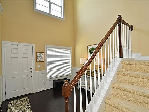 4th image of 1037 Richmond Park Dr