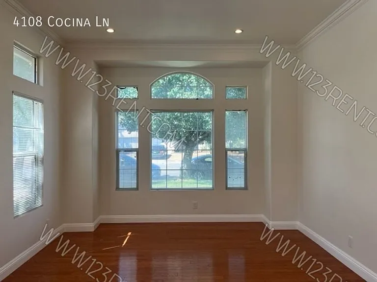 4108 Cocina Ln — Photo 2