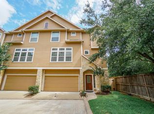 3303 Leading Point Dr, Houston, TX 77091