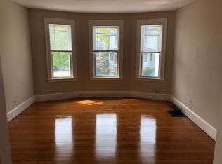 27 Vassall St #2, Quincy, MA 02170