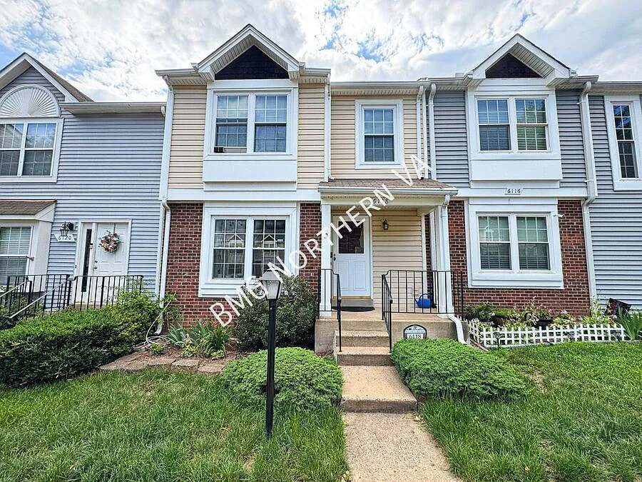 6118 Rocky Way Ct