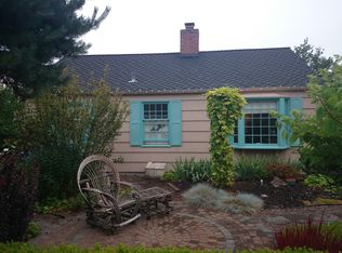 3236 29th Ave W, Seattle, WA 98199