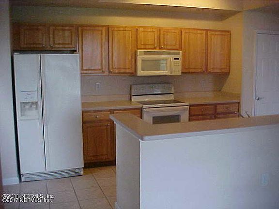 3rd image of 10075 GATE Parkway #310