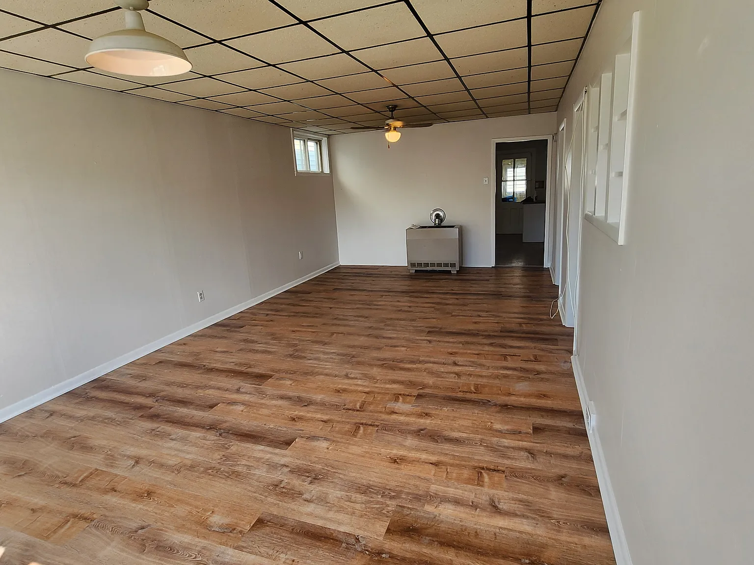 3 bed, 1000 sqft, $1,500 — Photo 4