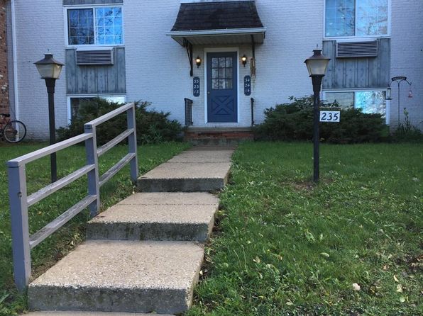 235 Lake Ave NW #33