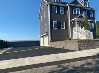 172 Breedens Ln, Revere, MA 02151
