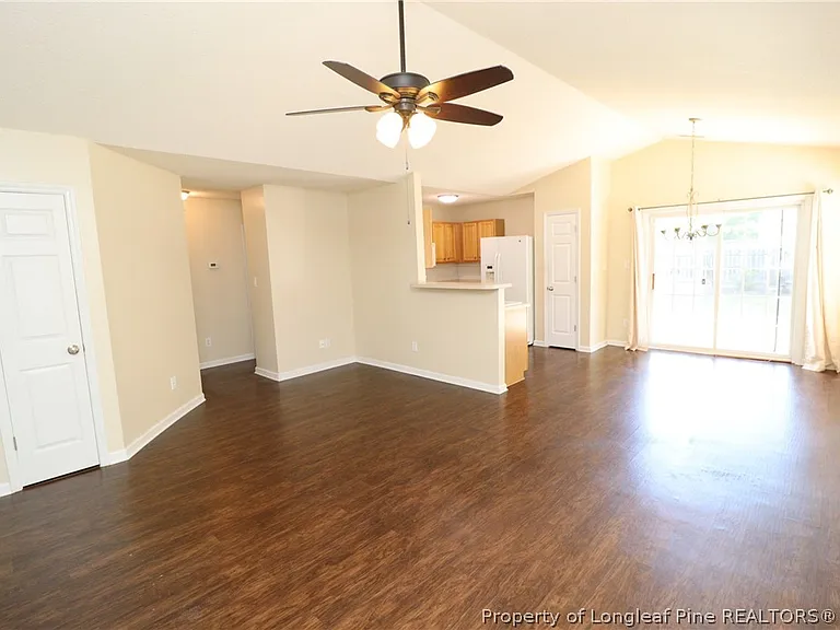 503 Homestead Park Dr — Photo 3