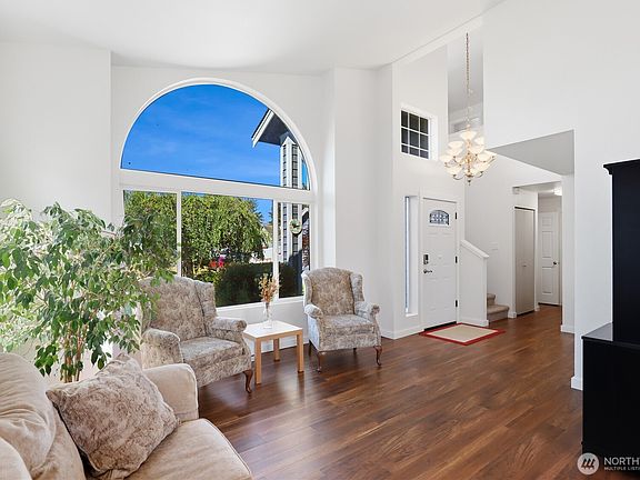 5th image of 21505 42nd Avenue E