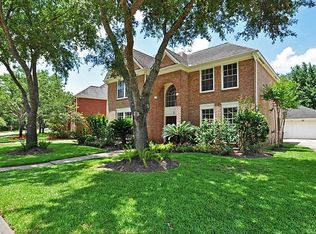 1830 Lake Winds Dr, Missouri City, TX 77459