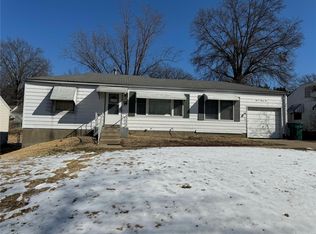 1135 Darr Dr, Saint Louis, MO 63137