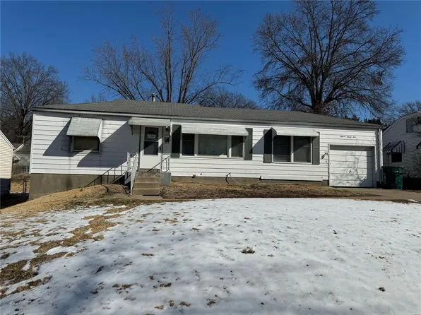 1135 Darr Dr, Saint Louis, MO 63137