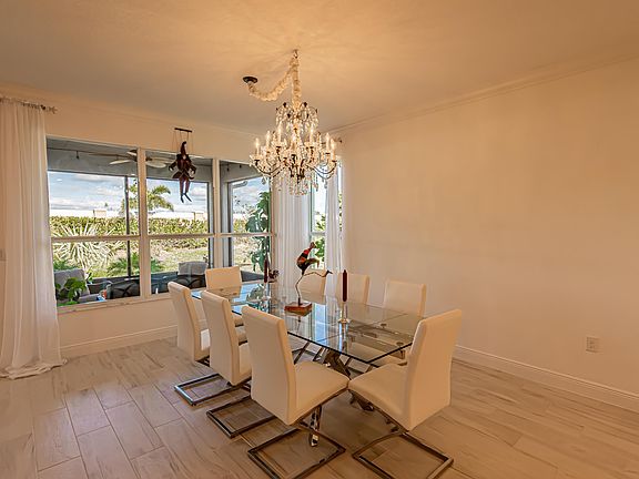 5th image of 10147 SW Coral Tree Cir