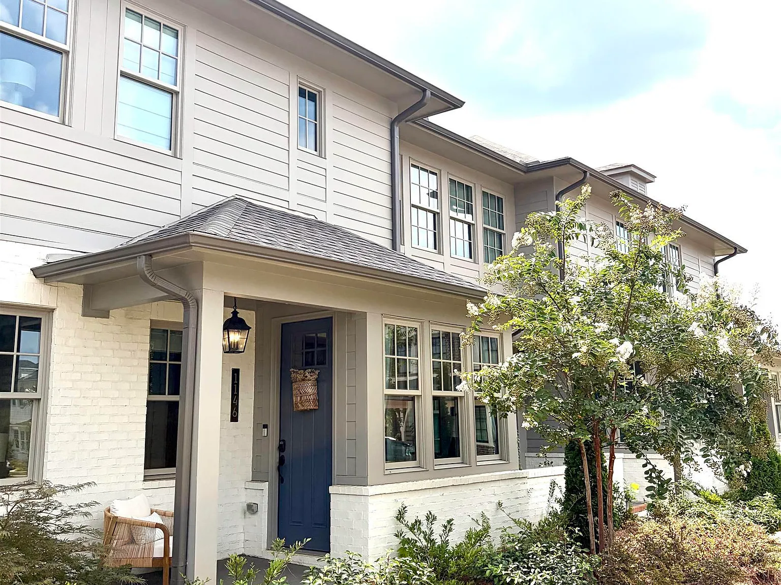 2 bed, 2.5 bath, 1435 sqft, $2,450 — Photo 2