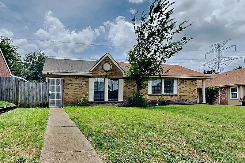 7313 Pineberry Rd