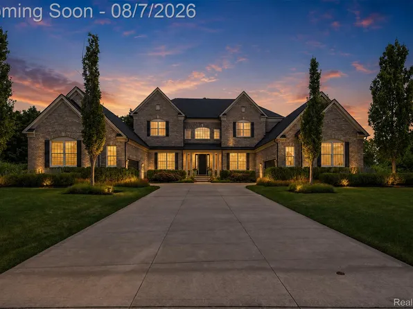 18168 Shagbark Dr, Northville, MI 48168