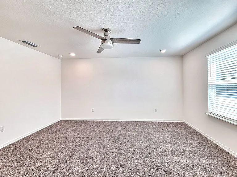 12523 NW 7th Pl — Photo 17