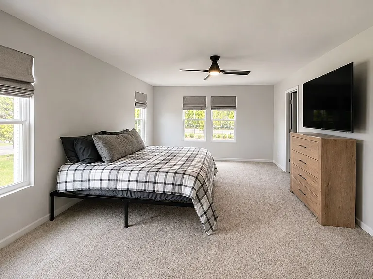 256 Agrarian Ave — Photo 8