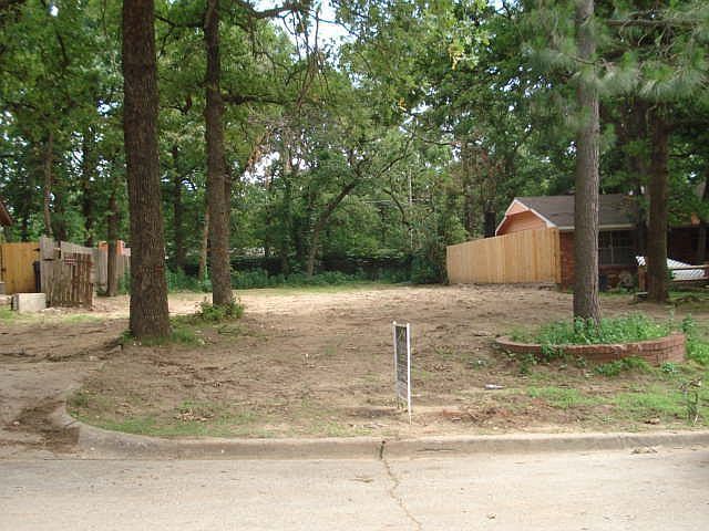 CITY LOT FOR SALE