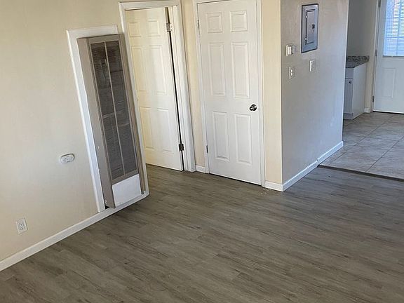 2nd image of 220 San Pablo St NE APT C