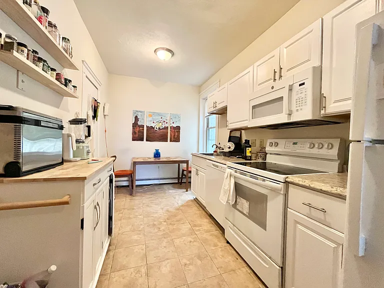 4 Ransom Rd — Photo 4