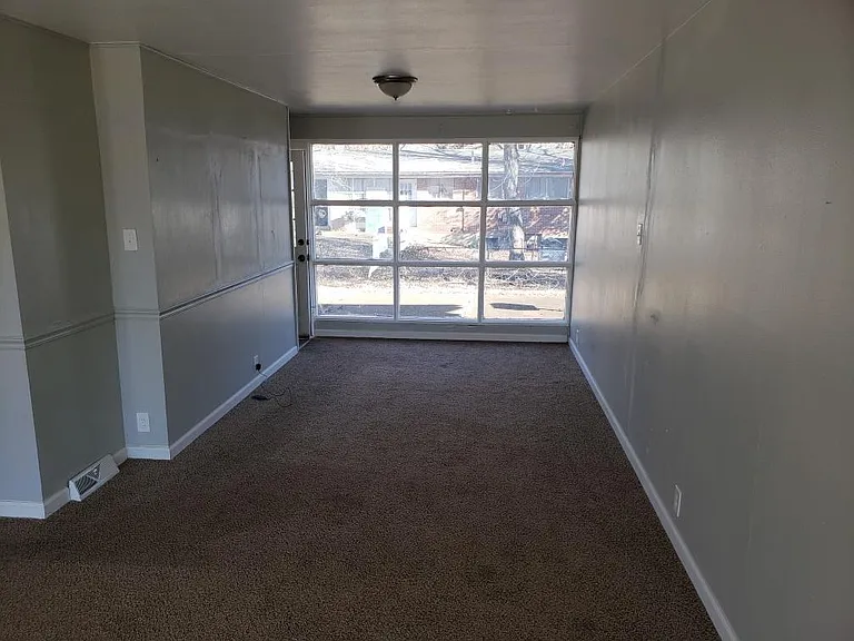 10326 Edgefield Dr — Photo 18