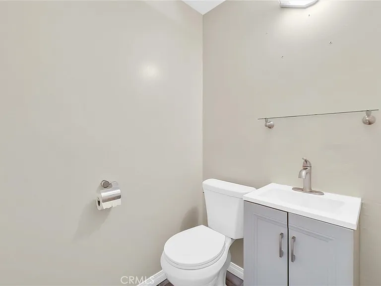 820 Acapulco St — Photo 21