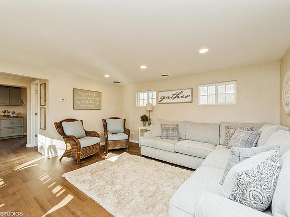 5th image of N2619 Central Dr