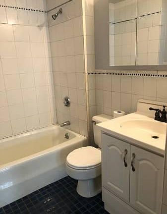 3rd image of 115 Waterston Ave